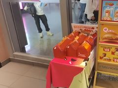 -麦当劳(上海虹桥站30B检票口楼上)