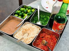 -四川小胡子海鲜(丁村万人海鲜广场店)