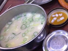 神仙雪浓汤-神仙雪浓汤(明洞店)