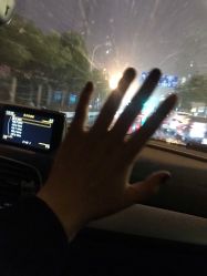 -首珥假日美睫美甲