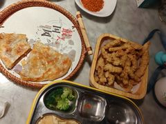 -雀蓝川菜(奥体广场店)