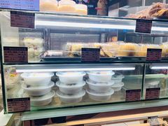面包甜点陈列柜-白玉兰食品(甜云店)