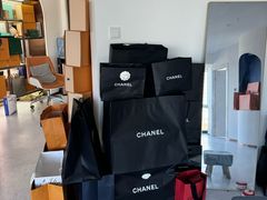 -聚云奢二手奢侈品黄金手表包包回收·中古店(三里屯总店)
