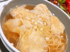 -港丽餐厅(正大店)