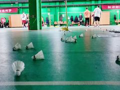 -健龙森俱乐部·游泳·健身·羽毛球综合体育馆