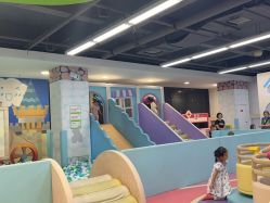 -孩子王童乐园(成都海滨城店)