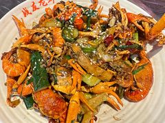 -老班长·小龙虾·鲜货烧烤大排档(金街美地店)