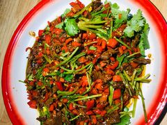 黄牛肉-思博半步颠小酒馆(梦时代店)