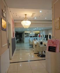 -Bollins波林丝•专研护发中心