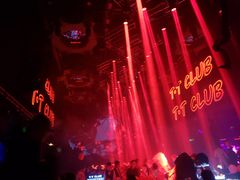 -TT CLUB 酒吧