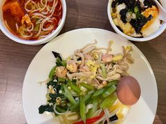 -西安大雁塔科技大学地铁站亚朵酒店