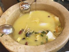 -抚仙湖生态石锅鱼野生菌(告庄店)