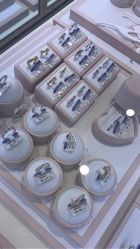 -威德钻石-克拉钻大本营(南京东路店)