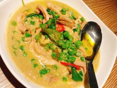 绿咖喱椰汁鸡-瓦城泰国料理(芮欧百货店)