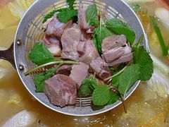 -洱火云南酸菜牛肉火锅(石景山当代商城店)