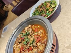 -鸿通城购物中心