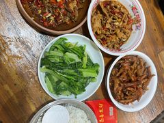 -老三样·美食研究中心(世贸路店)