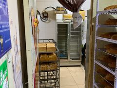 -秀云俄罗斯列巴屋(军星小区店)