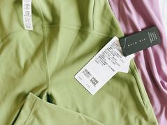 -lululemon(比斯特购物村店)