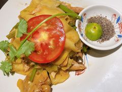 -大头虾越式风味餐厅(光明广场店)