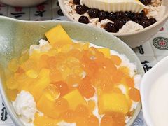 芒果牛奶冰-堂屋糖水店(愚园店)