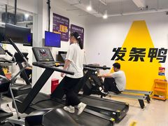 -发条鸭无人健身房(浦东北艾路店)
