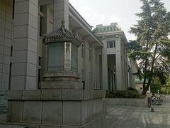 -武汉大学图书馆·文理学部总馆