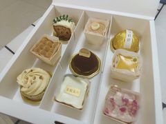 -半勺舒舒生日蛋糕店