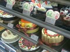 -85度C(生甜甜圈研究工坊·上海松江人民北路店)
