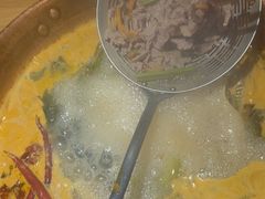 -洱火云南酸菜牛肉火锅(石景山当代商城店)