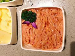 -海底捞火锅鲜切牛肉主题店(长寿路店)