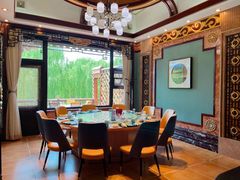 -鹊华居·地道鲁菜·海鲜·融合味(大明湖店)