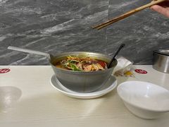 -铁锅哥米线