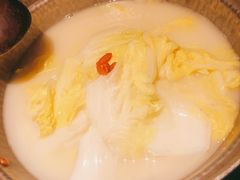 鸡汤白菜王-吃饭皇帝大土家民族菜(正大广场店)