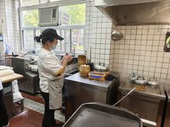 -常鲜德乐购迎桂馒头店(麻巷公寓店)