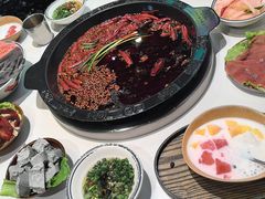 -卤校长老火锅(杨家坪直营店)