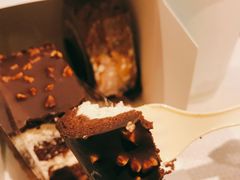 -Dough&Joe团憩(瑞虹天地月亮湾店)