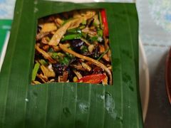 包烧杂菌-蜗牛小馆醉乡民谣云南菜(惠新西里店)