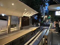 -山顶缆车