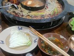 -黄潇洒老火锅(九眼桥宏济巷店)