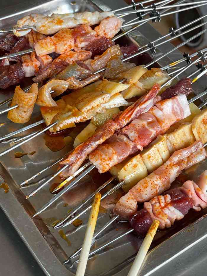 延边烤肉串(福发路店)-"所有的签子放到架子上会自己动,吃起来很省.