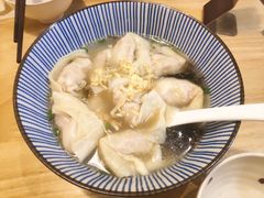 芝士蛋黄双拼馄饨-红小满休闲餐厅(十全街店)