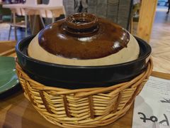 式腊味煲仔饭-狐狸爱上椰子鸡(滨江星光大道店)