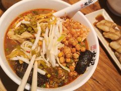-湘人龙记老长沙米粉(鸟巢店)