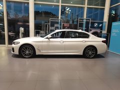 -南充通源宝马4S店(高坪店)