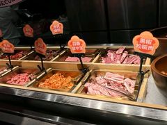 -芝小官毛肚火锅海鲜自助(苏州吴江区万宝店)