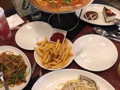 海鲜披萨-WOLFGANG PUCK KITCHEN & BAR(迪士尼小镇店)