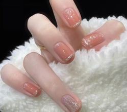 -悦指间美甲美睫