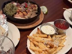 -Chili's Cafe&Bar奇利斯(滨江店)