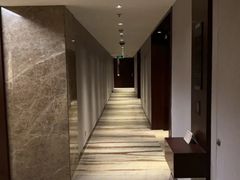 -上海龙之梦万丽酒店